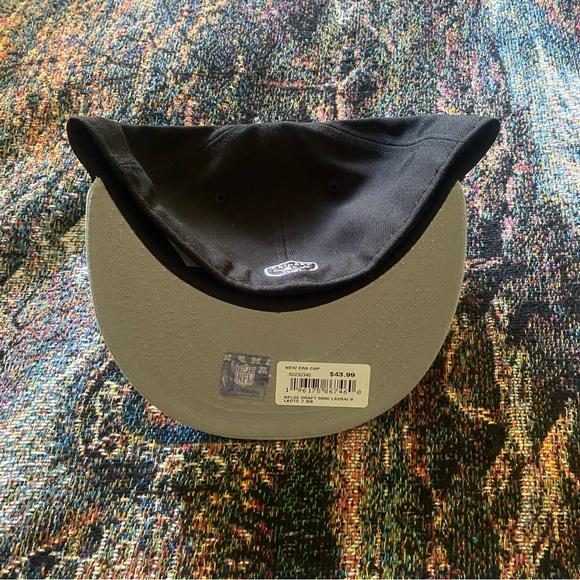 LAS VEGAS RAIDERS NFL New Era 59FIFTY 2022 DRAFT ON-STAGE Fitted Hat 7 3/8" $44 - Picture 2 of 6